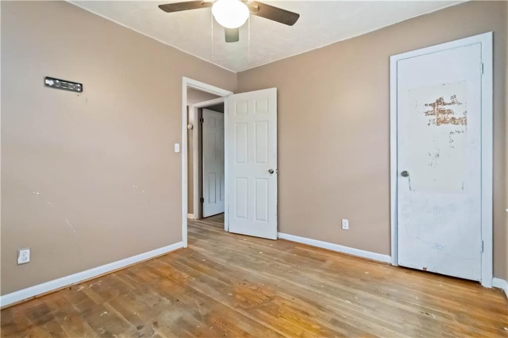 3 bedroom, 1 bathroom, 1,014 sq ft single family residence for sale at 913 Longleaf Drive, Forest Park, GA 30297 — photo 9