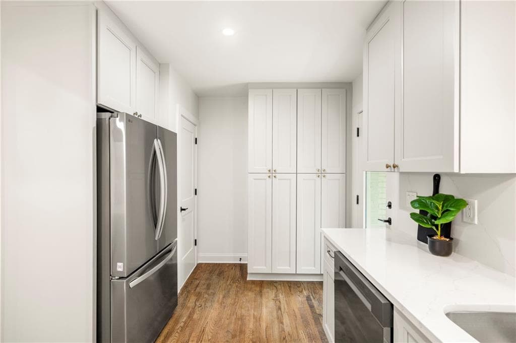 4 bedroom, 3 bathroom, 1,875 sq ft single family residence for sale at 65 Roseclair Drive, Atlanta, GA 30317 — photo 10