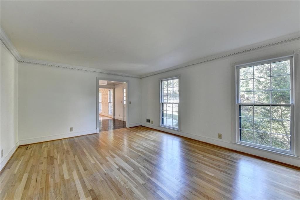 4 bedroom, 4 bathroom, 4,303 sq ft single family residence for sale at 4621 Buckline Circle, Atlanta, GA 30338 — photo 7