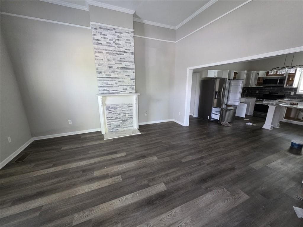 4 bedroom, 2 bathroom, 1,529 sq ft single family residence for sale at 510 James P Brawley Drive, Atlanta, GA 30318 — photo 3