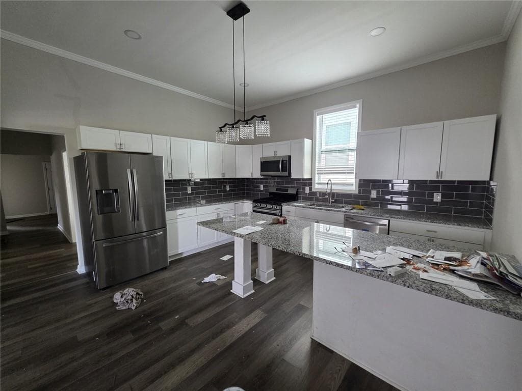 4 bedroom, 2 bathroom, 1,529 sq ft single family residence for sale at 510 James P Brawley Drive, Atlanta, GA 30318 — photo 4