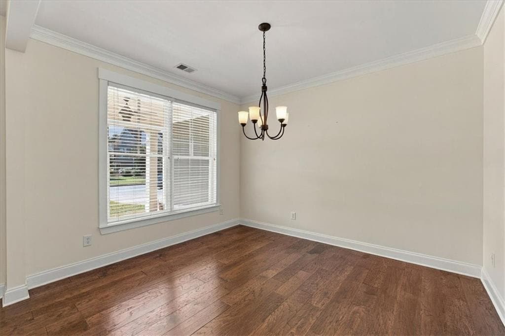 5 bedroom, 4 bathroom, 2,726 sq ft single family residence for sale at 63 Lake Haven Drive, Cartersville, GA 30120 — photo 5