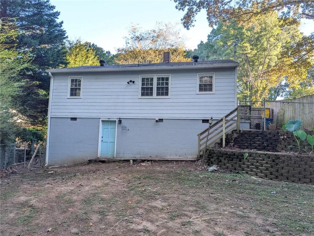 3 bedroom, 1 bathroom, 816 sq ft single family residence for sale at 2063 White Oak Circle, Kennesaw, GA 30144 — photo 3
