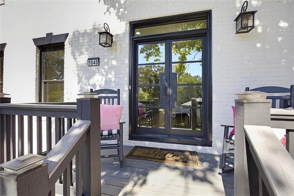5 bedroom, 7 bathroom, 5,101 sq ft single family residence for sale at 1040 Laurel Valley Drive, Marietta, GA 30064 — photo 3