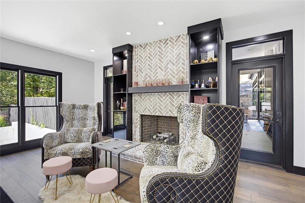 5 bedroom, 7 bathroom, 5,101 sq ft single family residence for sale at 1040 Laurel Valley Drive, Marietta, GA 30064 — photo 9