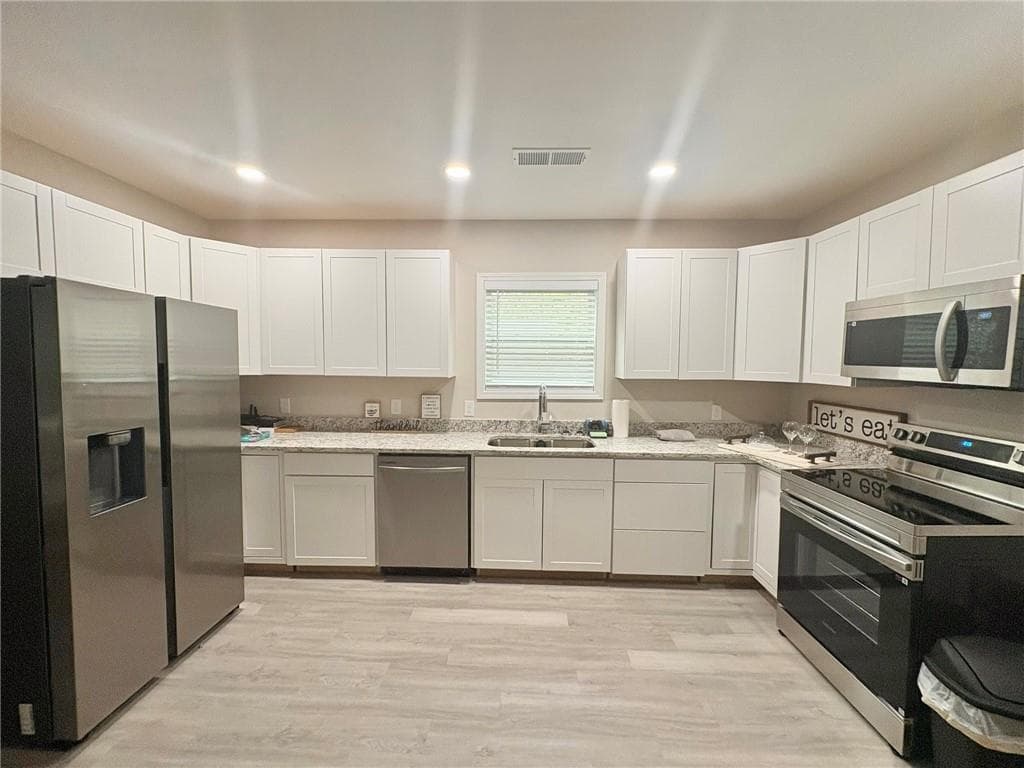 2 bedroom, 1 bathroom, 1,559 sq ft duplex for rent at 312 E 15th Street SW, Rome, GA 30161 for $2,450 a month — photo 4