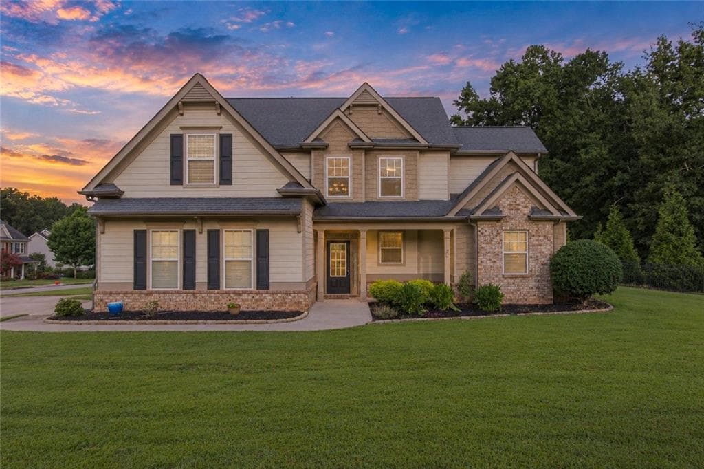 4 bedroom, 3 bathroom, 2,561 sq ft single family residence for sale at 4662 Whitlow Ridge Drive, Bishop, GA 30621