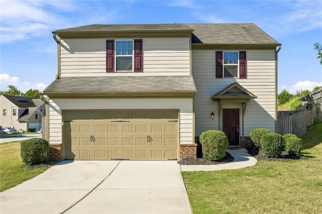 3 bedroom, 3 bathroom, 1,832 sq ft single family residence for sale at 1262 Walnut Creek Circle, Pendergrass, GA 30567 — photo 1 of 36