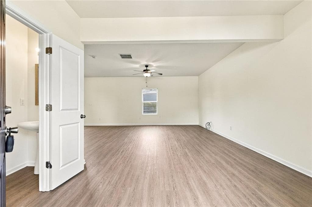 3 bedroom, 3 bathroom, 1,832 sq ft single family residence for sale at 1262 Walnut Creek Circle, Pendergrass, GA 30567 — photo 8
