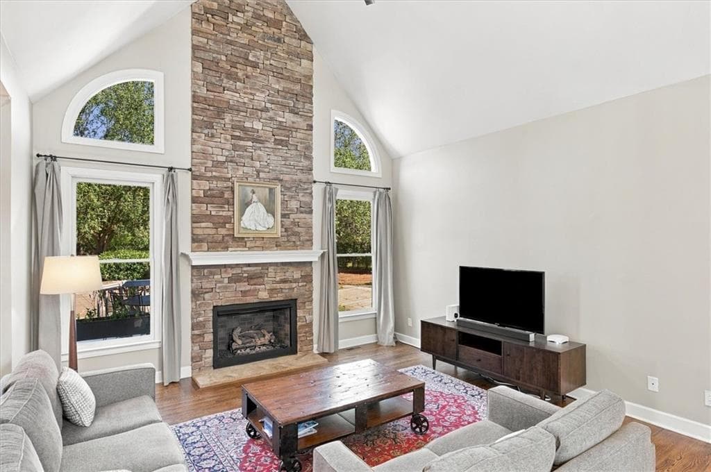 5 bedroom, 4 bathroom, 3,101 sq ft single family residence for sale at 565 Hembree Grove Overlook, Roswell, GA 30076 — photo 9