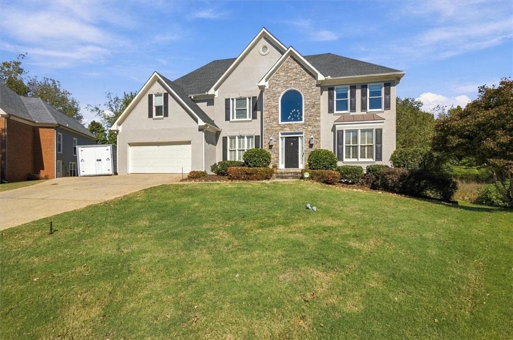 5 bedroom, 4 bathroom, 3,101 sq ft single family residence for sale at 565 Hembree Grove Overlook, Roswell, GA 30076 — photo 2