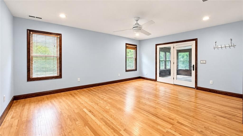 5 bedroom, 3 bathroom, 2,568 sq ft single family residence for sale at 2759 Cedar Tree Lane, Ellenwood, GA 30294 — photo 10