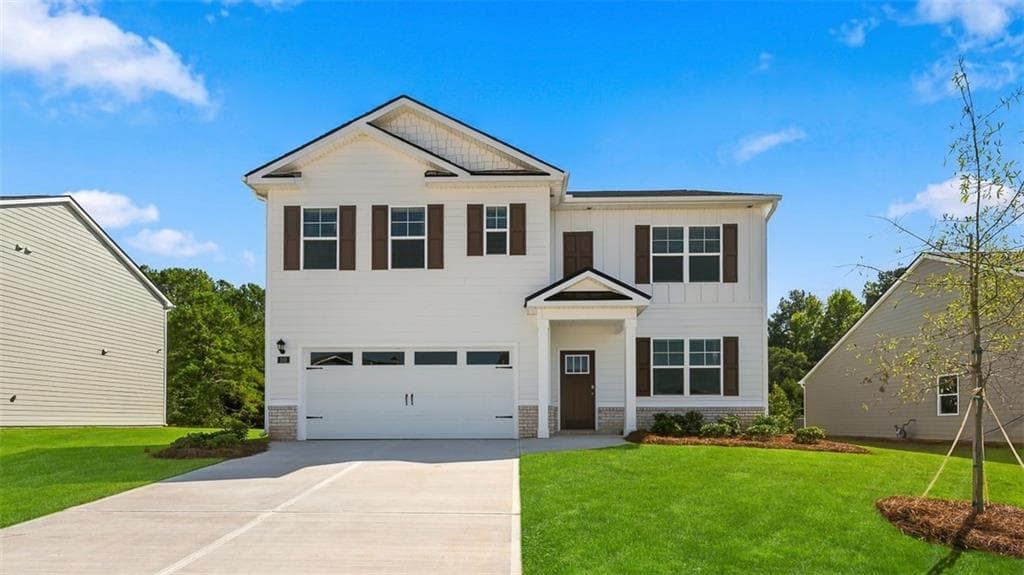 5 bedroom, 3 bathroom, 2,511 sq ft single family residence for sale at 242 Defilippe Drive, Statham, GA 30666