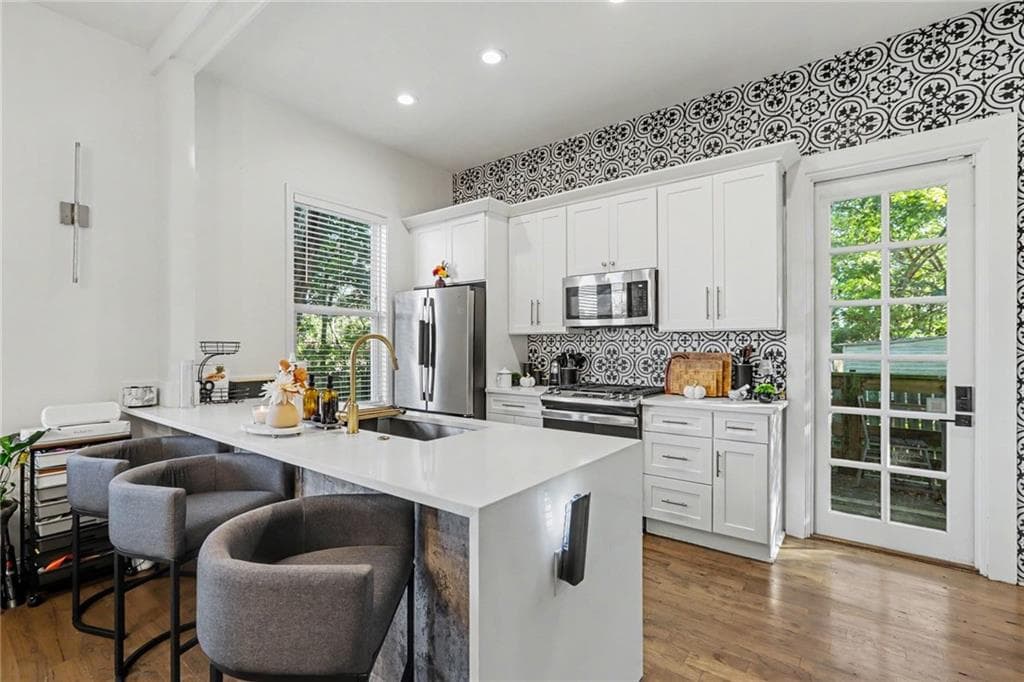 3 bedroom, 3 bathroom, 1,560 sq ft single family residence for sale at 1706 Morris Avenue, East Point, GA 30344 — photo 9