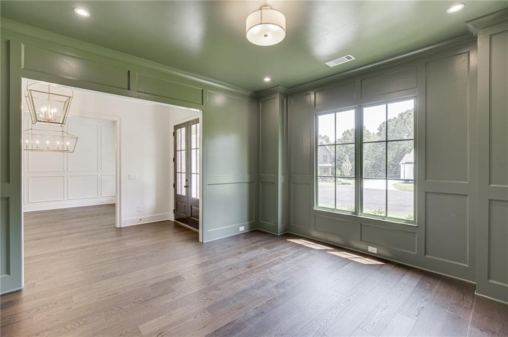 4 bedroom, 5 bathroom, 4,417 sq ft single family residence for sale at 2971 N Bogan Road, Buford, GA 30519 — photo 7