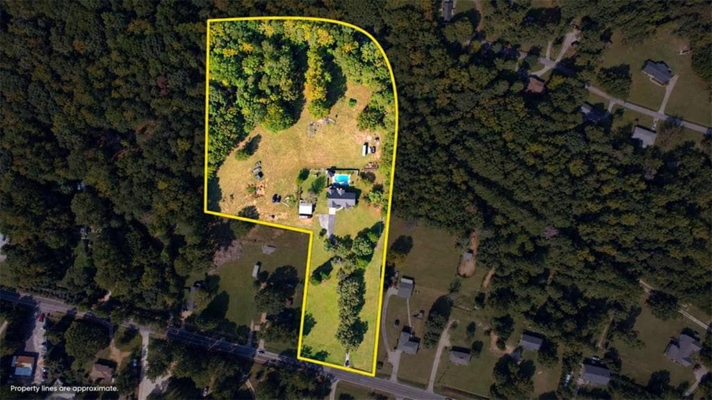 3 bedroom, 5 bathroom, 2,251 sq ft single family residence for sale at 2131 Highway 81, Oxford, GA 30054 — photo 5