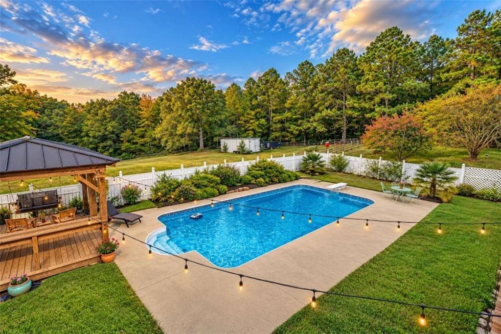 3 bedroom, 5 bathroom, 2,251 sq ft single family residence for sale at 2131 Highway 81, Oxford, GA 30054 — photo 8