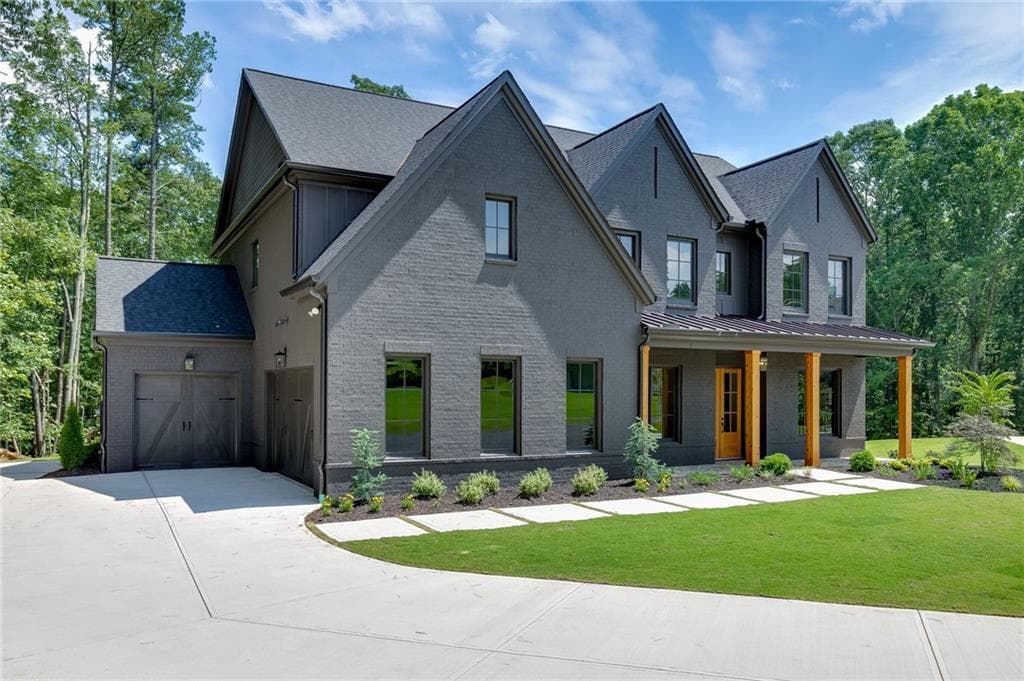 5 bedroom, 5 bathroom, 4,159 sq ft single family residence for sale at 2973 N Bogan Road, Buford, GA 30519 — photo 4