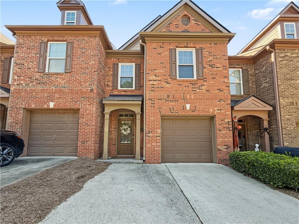 3 bedroom, 3 bathroom, 1,818 sq ft townhouse for rent at 3326 Marla Boulevard, Peachtree Corners, GA 30092 for $2,200 a month — photo 1 of 40