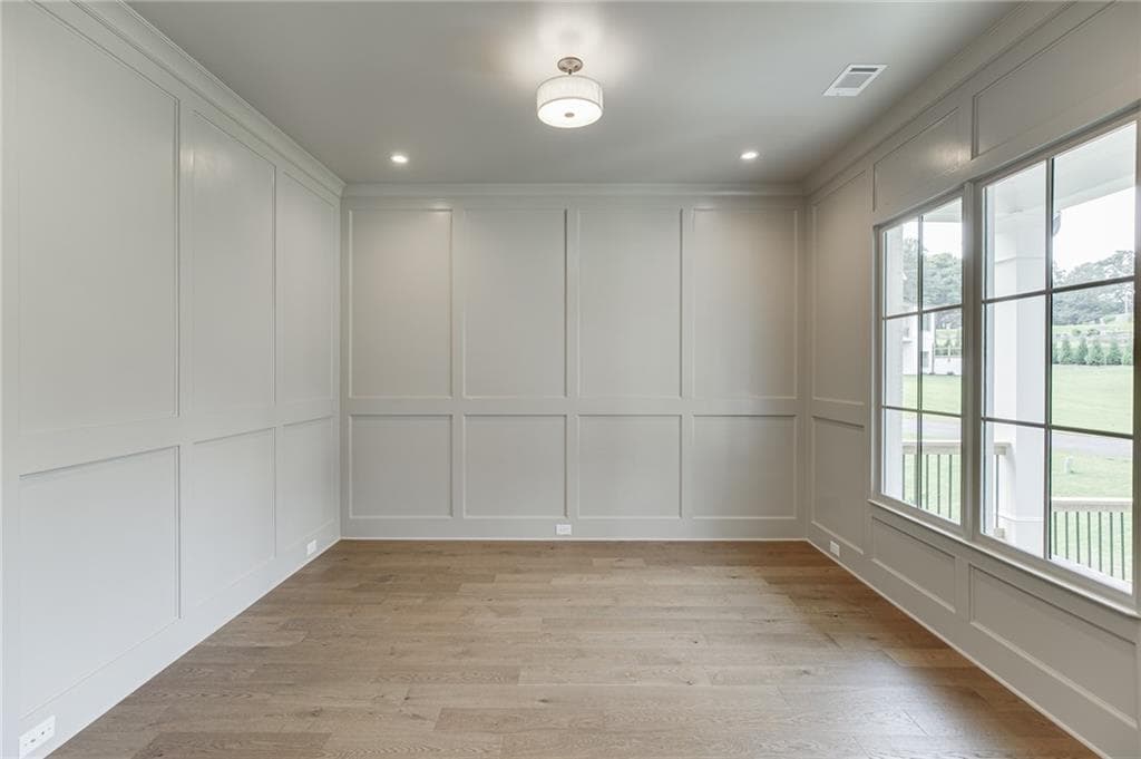 4 bedroom, 4 bathroom, 3,976 sq ft single family residence for sale at 2975 N Bogan Road, Buford, GA 30519 — photo 7