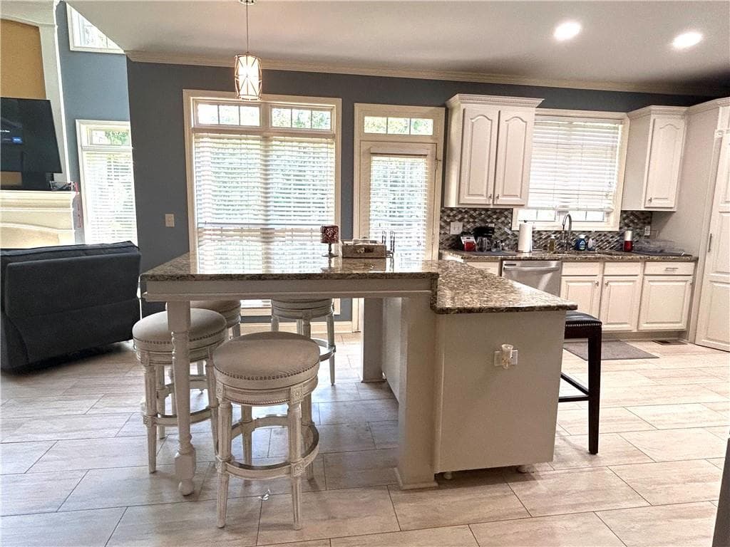 5 bedroom, 4 bathroom, 3,207 sq ft single family residence for sale at 3351 Branch Valley Trl, Conyers, GA 30094 — photo 6