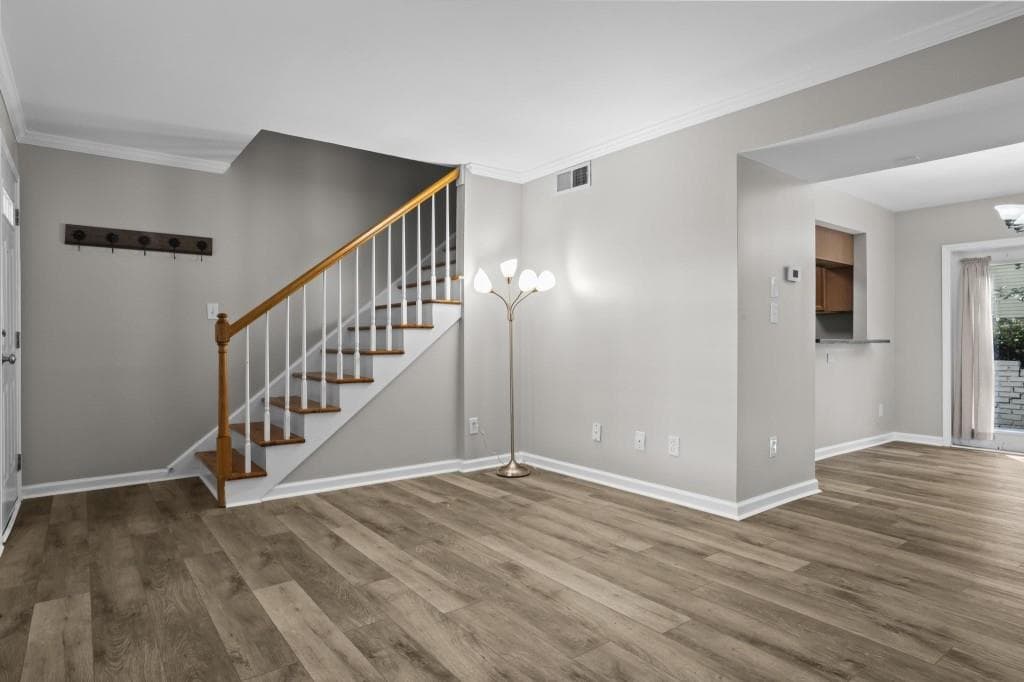 2 bedroom, 2 bathroom, 1,000 sq ft condominium for sale at 6940 Roswell Road 13F, Atlanta, GA 30328 — photo 6