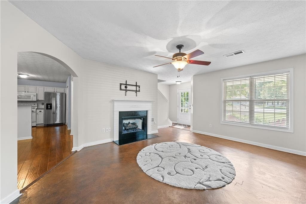 3 bedroom, 3 bathroom, 1,496 sq ft single family residence for rent at 3095 Heatherbrook Trace, Canton, GA 30114 for $2,400 a month — photo 4