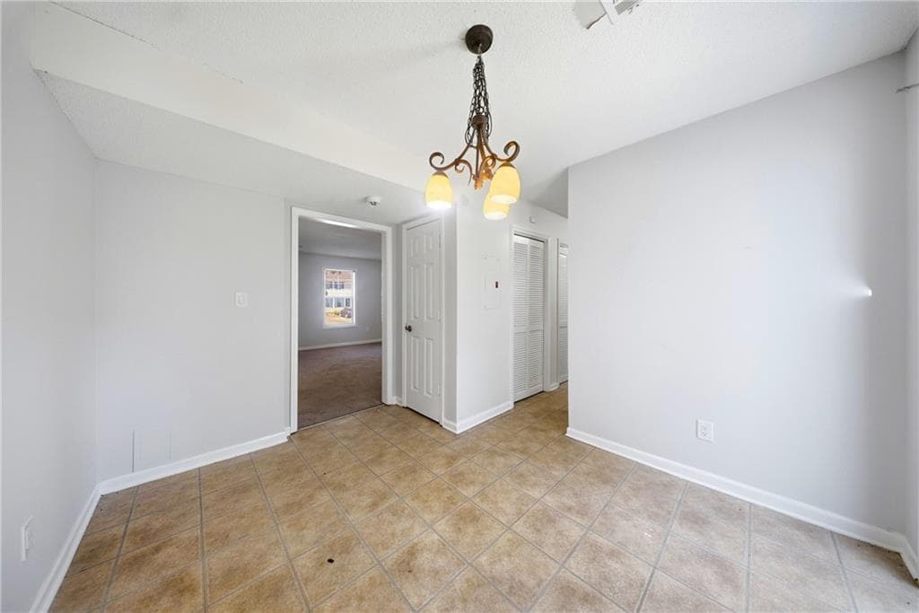 2 bedroom, 3 bathroom, 1,232 sq ft townhouse for sale at 5588 Windwood Road, Atlanta, GA 30349 — photo 9