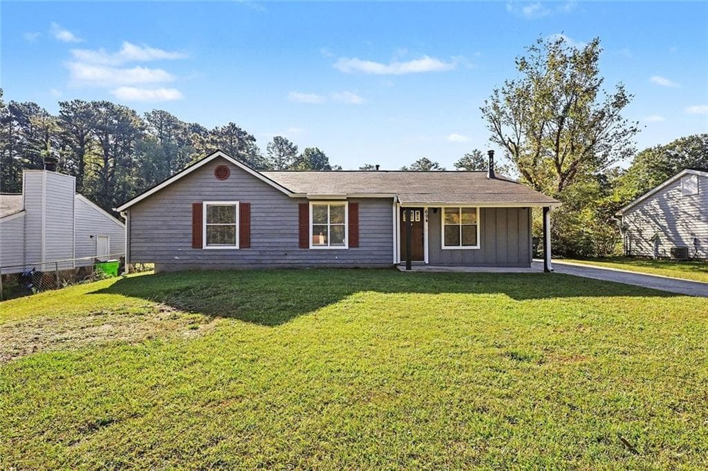 3 bedroom, 2 bathroom, 1,128 sq ft single family residence for sale at 694 Waterview Drive, Riverdale, GA 30274