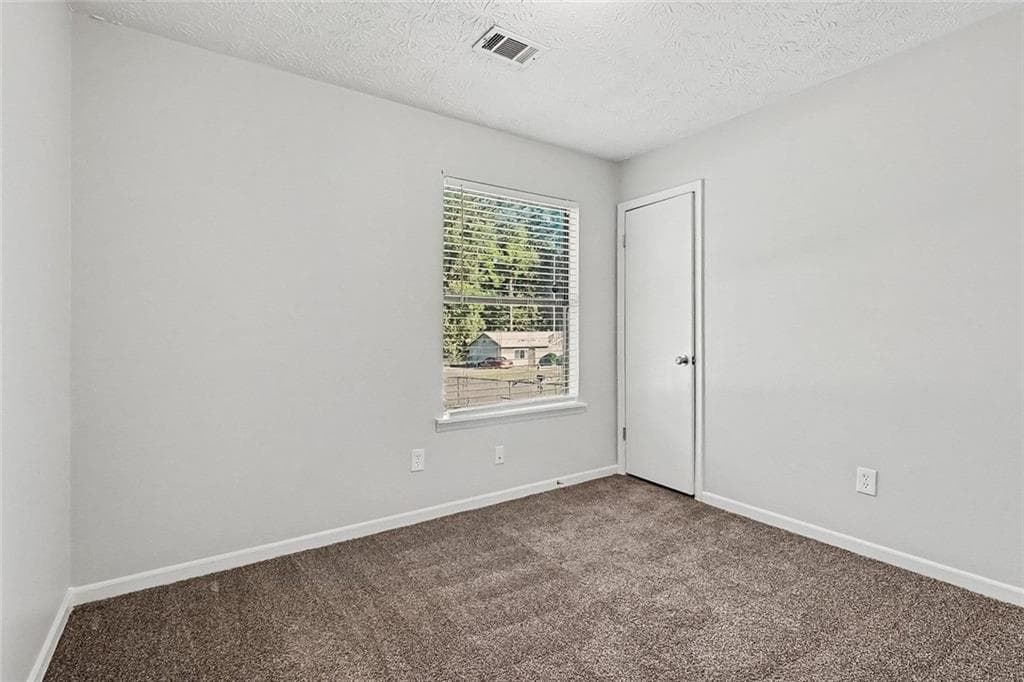 3 bedroom, 2 bathroom, 1,128 sq ft single family residence for sale at 694 Waterview Drive, Riverdale, GA 30274 — photo 9