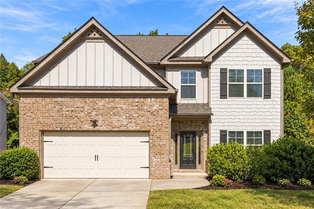 4 bedroom, 3 bathroom, 2,800 sq ft single family residence for sale at 3980 Deer Run Drive, Cumming, GA 30028 — photo 2