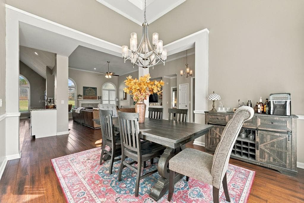 3 bedroom, 2 bathroom, 2,311 sq ft single family residence under contract at 1028 Legacy Walk, Woodstock, GA 30189 — photo 5