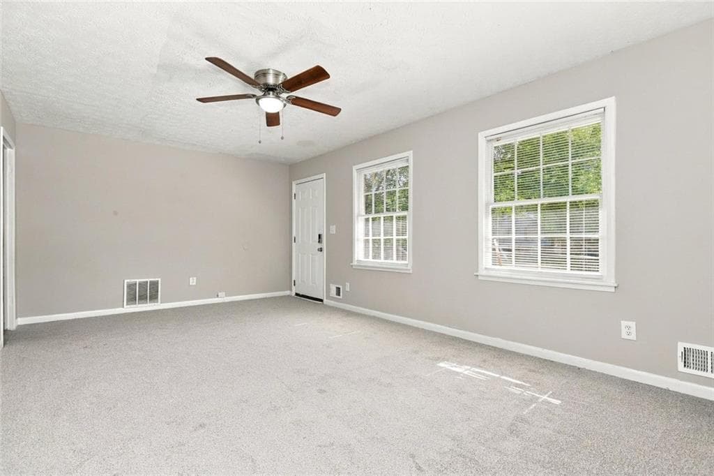 3 bedroom, 3 bathroom, 1,513 sq ft single family residence for sale at 2472 Hartford Drive, Ellenwood, GA 30294 — photo 3