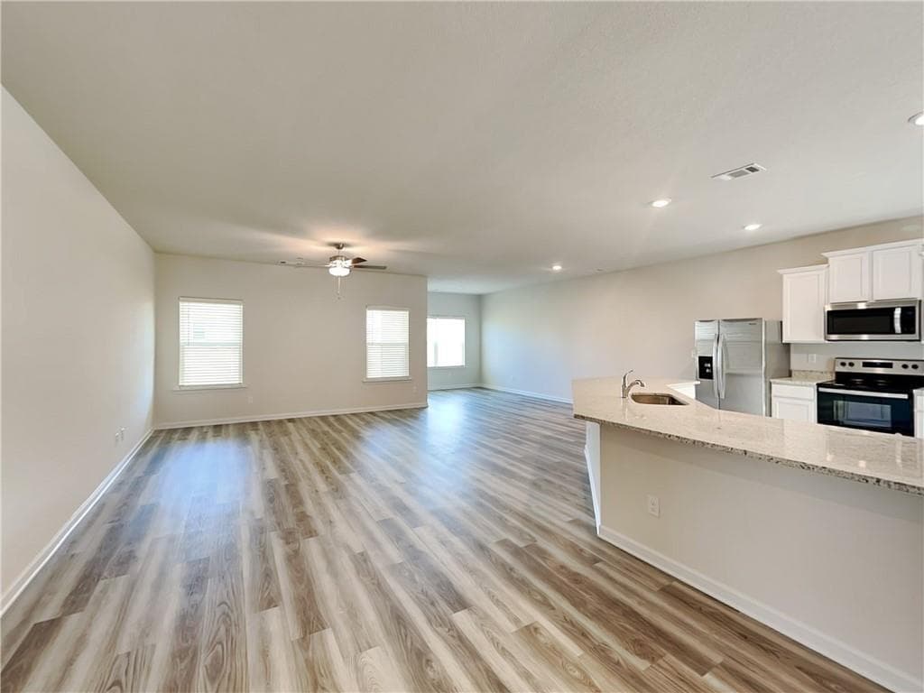 3 bedroom, 2 bathroom, 2,226 sq ft single family residence for rent at 1201 Fendt Drive, Locust Grove, GA 30248 for $1,975 a month — photo 4