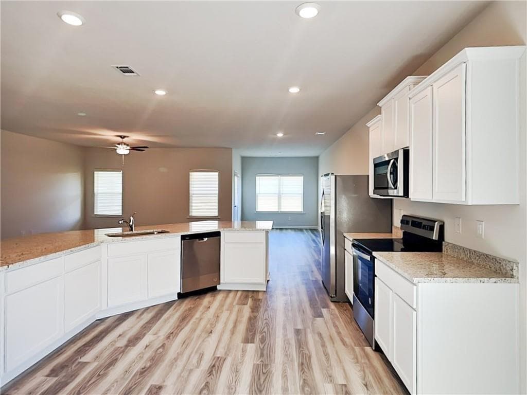 3 bedroom, 2 bathroom, 2,226 sq ft single family residence for rent at 1201 Fendt Drive, Locust Grove, GA 30248 for $1,975 a month — photo 5