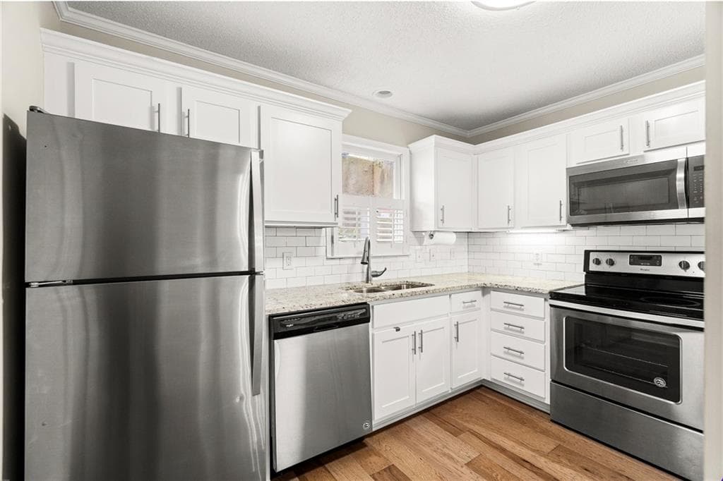 2 bedroom, 2 bathroom, 1,333 sq ft condominium for rent at 1100 Camden Court, Sandy Springs, GA 30327 for $2,500 a month — photo 10