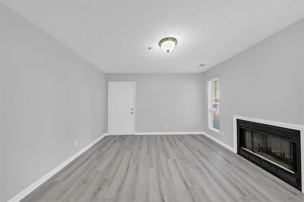 2 bedroom, 2 bathroom, 912 sq ft condominium for sale at 732 Windchase Lane, Stone Mountain, GA 30083 — photo 6