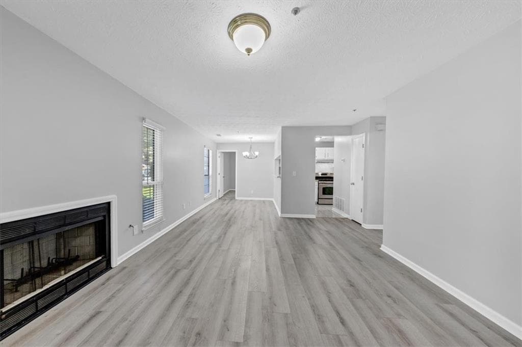 2 bedroom, 2 bathroom, 912 sq ft condominium for sale at 732 Windchase Lane, Stone Mountain, GA 30083 — photo 7