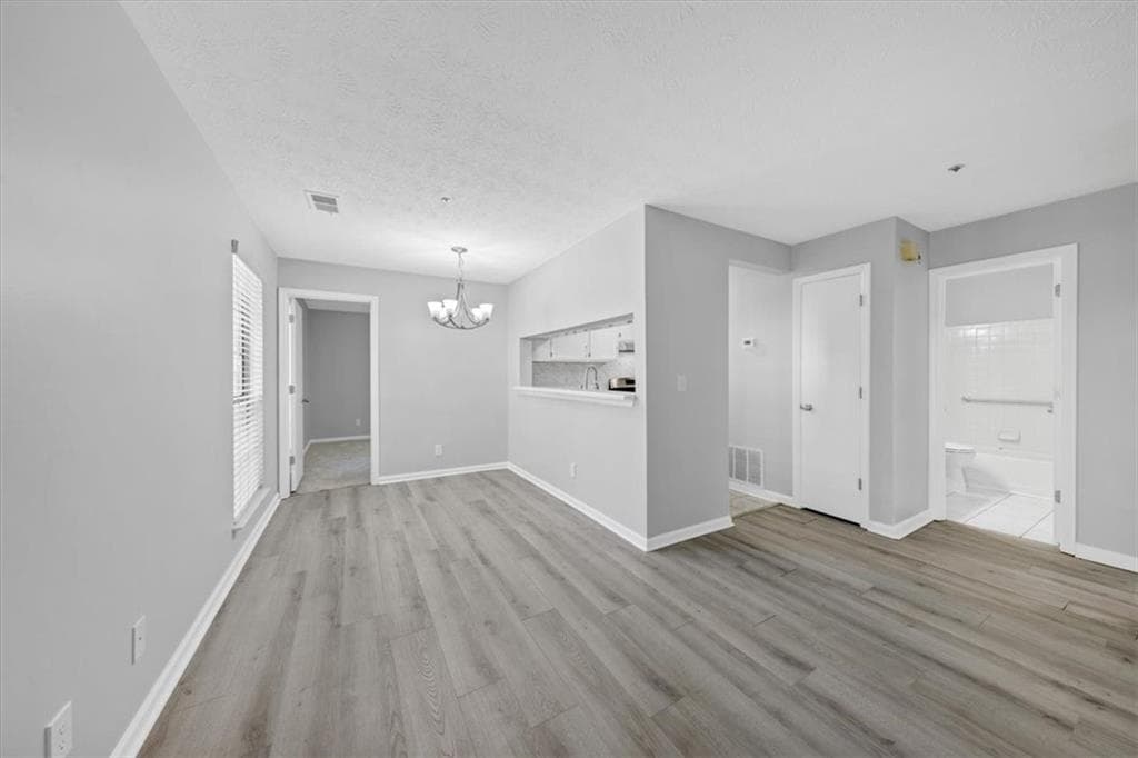 2 bedroom, 2 bathroom, 912 sq ft condominium for sale at 732 Windchase Lane, Stone Mountain, GA 30083 — photo 9