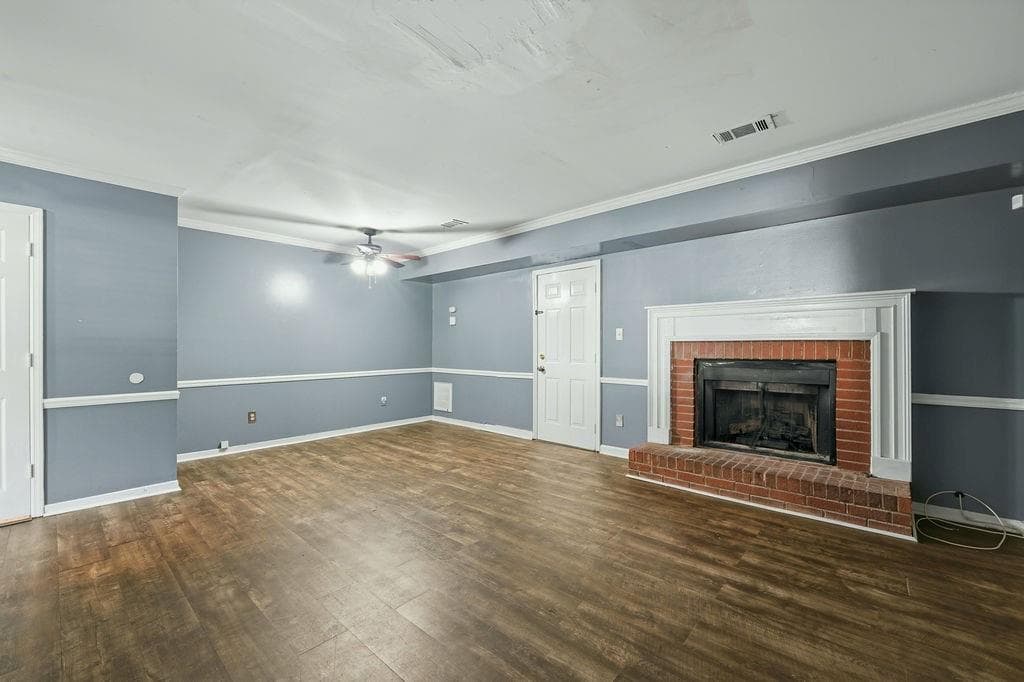 2 bedroom, 3 bathroom, 1,120 sq ft townhouse for sale at 8583 Jamestown Way, Jonesboro, GA 30238 — photo 6