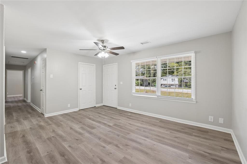 3 bedroom, 3 bathroom, 1,204 sq ft single family residence for sale at 719 San Miguel Drive, Stone Mountain, GA 30083 — photo 6