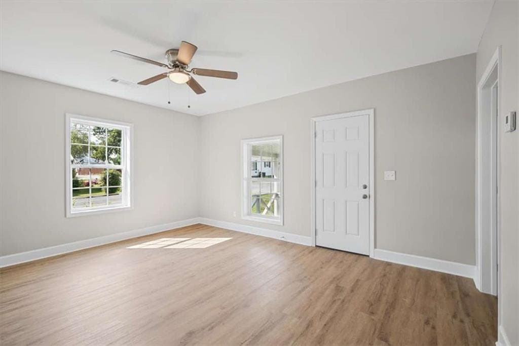 2 bedroom, 2 bathroom, 1,023 sq ft single family residence for sale at 6 E 3rd Street, Aragon, GA 30104 — photo 8