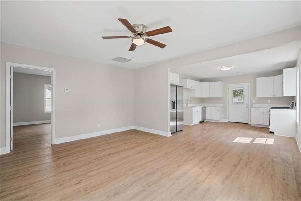 2 bedroom, 2 bathroom, 1,023 sq ft single family residence for sale at 6 E 3rd Street, Aragon, GA 30104 — photo 9