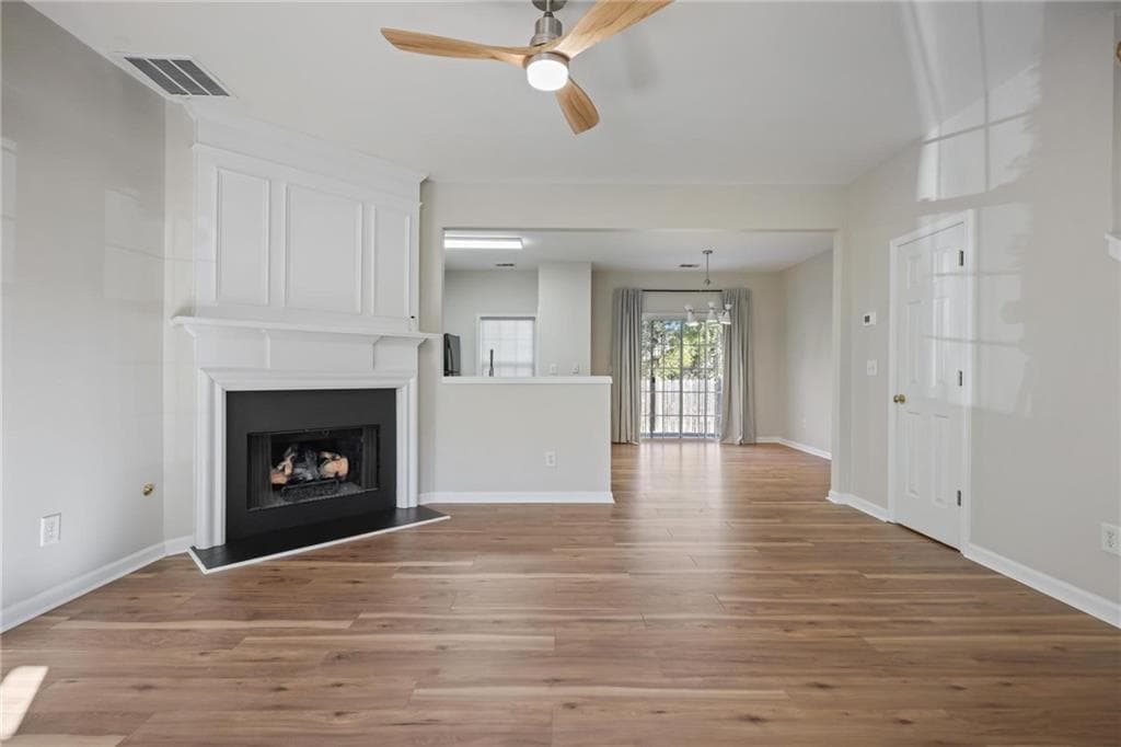 2 bedroom, 3 bathroom, 1,240 sq ft townhouse for sale at 1942 Stancrest Trace, Kennesaw, GA 30152 — photo 5
