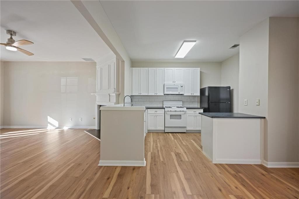 2 bedroom, 3 bathroom, 1,240 sq ft townhouse for sale at 1942 Stancrest Trace, Kennesaw, GA 30152 — photo 7