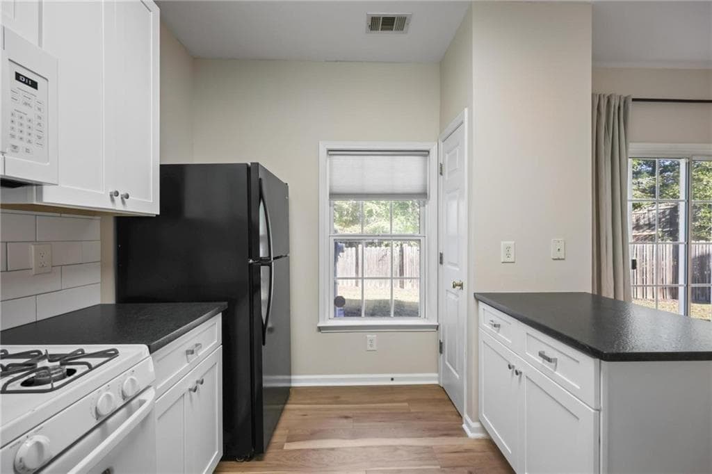2 bedroom, 3 bathroom, 1,240 sq ft townhouse for sale at 1942 Stancrest Trace, Kennesaw, GA 30152 — photo 9