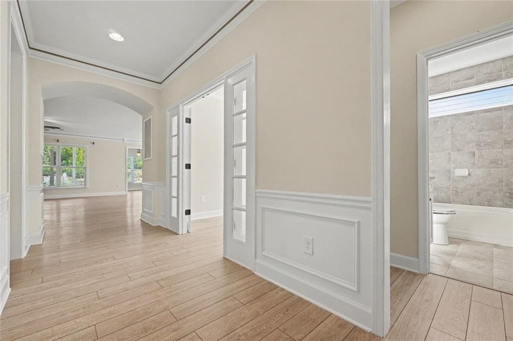 3 bedroom, 2 bathroom, 2,049 sq ft single family residence for sale at 2965 Thistle Trail, Suwanee, GA 30024 — photo 5