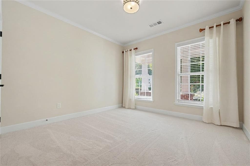 3 bedroom, 2 bathroom, 2,049 sq ft single family residence for sale at 2965 Thistle Trail, Suwanee, GA 30024 — photo 6