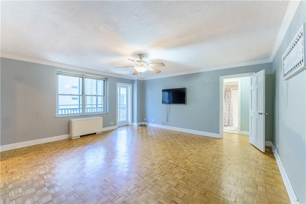 1 bedroom, 1 bathroom, 628 sq ft condominium for rent at 300 Peachtree Street 14N, Atlanta, GA 30308 for $2,000 a month — photo 7