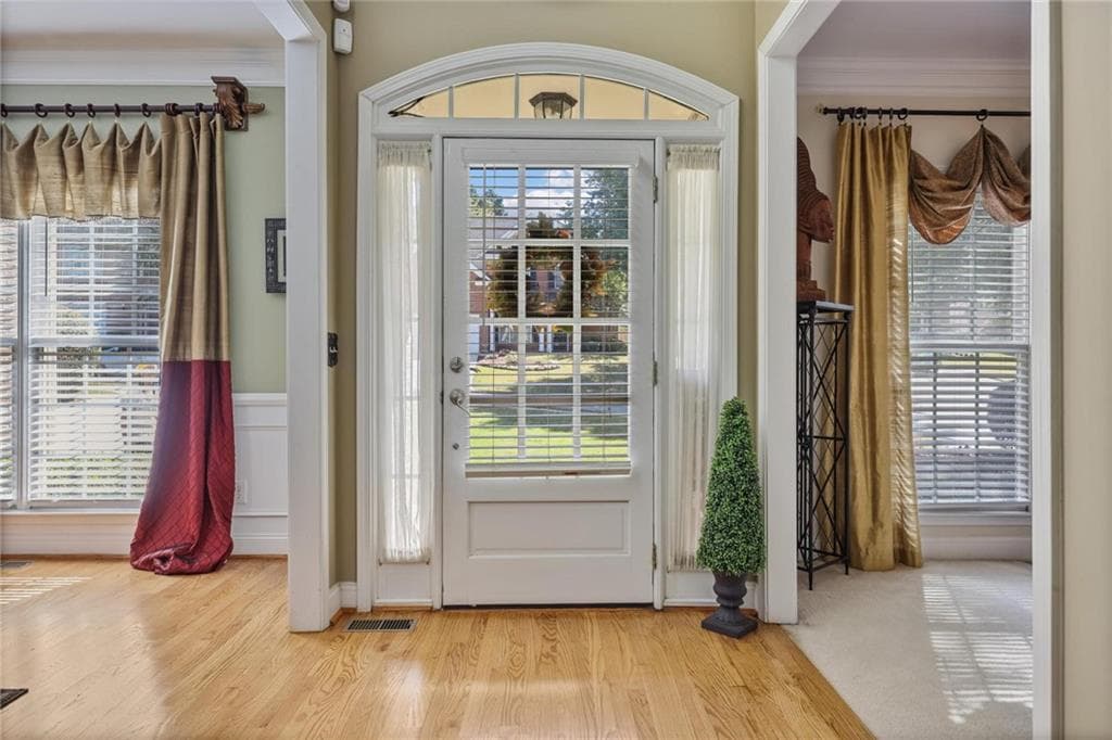5 bedroom, 5 bathroom, 4,447 sq ft single family residence under contract at 5395 Vinings Lake View, Mableton, GA 30126 — photo 5